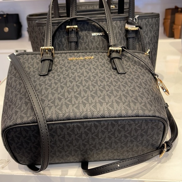 MICHAEL KORS 
Jet Set Travel Extra-Small Logo Top-Zip Tote Bag
Black 
NWT - Picture 7 of 16